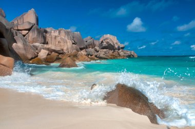 Anse Gaulettes, La Digue, Seyşeller 'deki granit kayalar