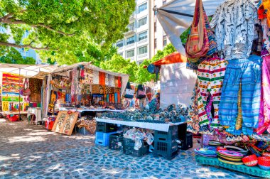Greenmarket Meydanı, Güney Afrika 'daki Cape Town' un merkezinde yer alan tarihi bir meydandır.