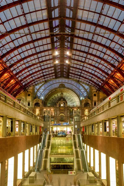 Interiér Železniční Stanice Antwerpen Centraal Antverpy Flandry Belgie — Stock fotografie