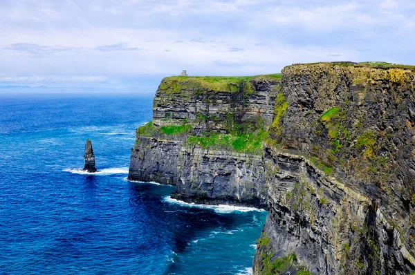 Moher, County Clare, İrlanda kayalıklarla