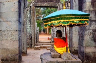 Bayon tapınağında Buda, Angkor, Kamboçya
