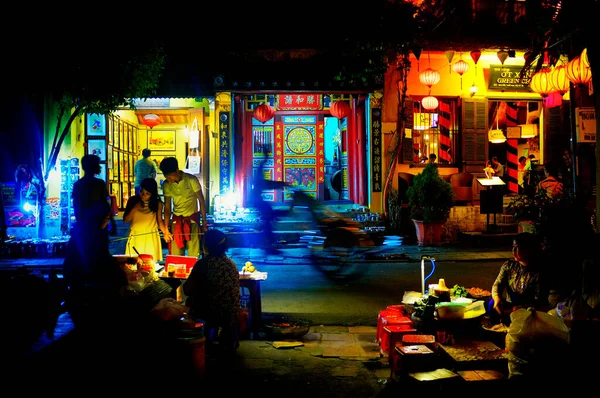Nguyen Thai Hoc Street Noite Hoi Vietnã — Fotografia de Stock