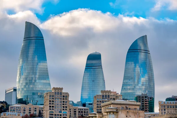 Alev Kuleleri, Bakü, Azerbaycan