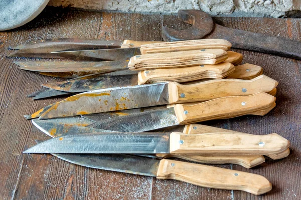 Cuchillos Hechos Mano Pueblo Damerchi Famoso Azerbaiyán Por Sus Herreros —  Fotos de Stock