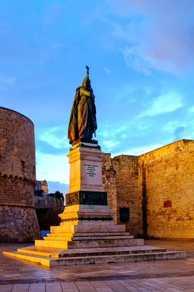 Piazza Degli Eroi Otranto Italy — Stock Photo, Image