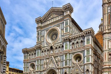 Cephe Cattedrale di Santa Maria del Fiore, Floransa, İtalya