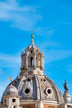 S. Maria di Loreto ve SS 'in ikiz kubbeleri. Nome di Maria, Roma İtalya