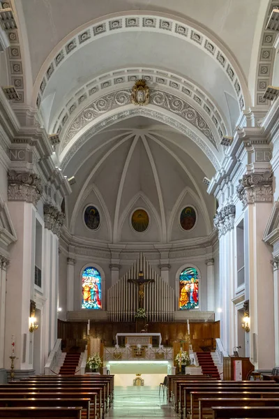 San Tommaso Apostolo Bazilikası, Ortona, Ital