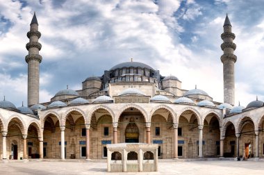 Courtyard of Suleymaniye Mosque, Istanbul, Turke