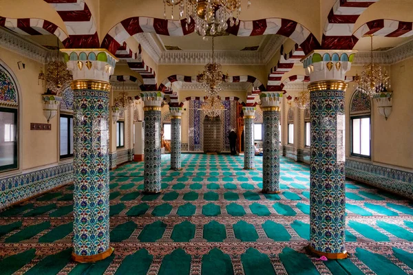 Interior Fatih Cinili Cami Mosque Izmir Turkey — Fotografia de Stock