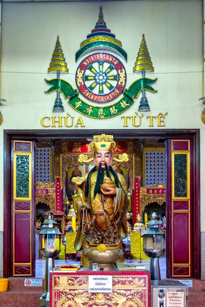 Statue Entrance Wat Lokanukhrao Bangkok Thailand — Stock Photo, Image