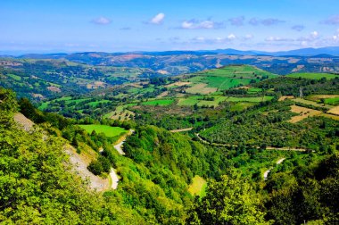 View from Pedrafita do Cebreiro on the Way of Saint James (Camino de Santiago), Galiçya, İspanya