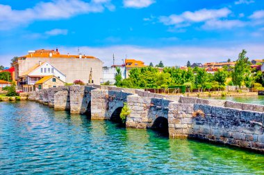 La Ramallosa 'daki Romanesque Köprüsü, Galiçya, İspanya