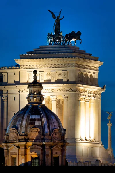 Veduta Posteriore Dell Altare Della Patria Con Cupola Dei Santi — Foto Stock