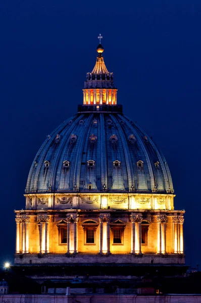Kubah Basilika Santo Petrus Vatikan — Stok Foto