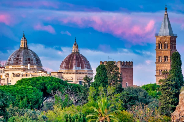 View Landmarks Esquiline Hill Rome Italy Domes Belltower Basilica Santa — Stock Photo, Image