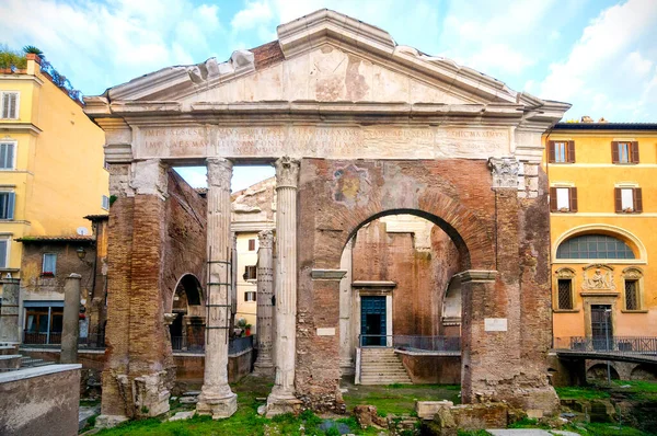 Recentemente Restaurado Portico Ottavia Roma Itália — Fotografia de Stock