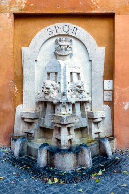 Fontana degli Artisti Via Margutta, Roma İtalya
