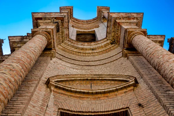 Facade Church Annunziata Penne Italy — Stock fotografie