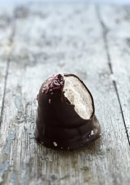 Danimarkalı çikolatalı çörek