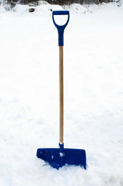 Shovel snow — Stock Photo, Image