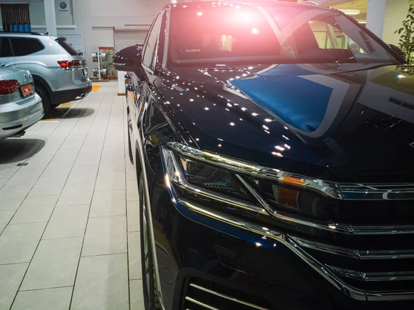 New Cars Volkswagen Showroom Concept Buying Car Insurance Trade 2022 — Stock fotografie