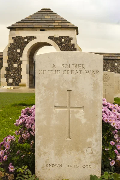 Tyne cuna cementerio primera guerra mundial flandes Bélgica —  Fotos de Stock