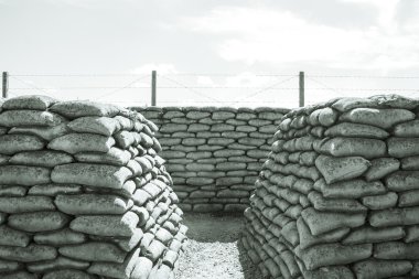 Dünya Savaşı'ndan bir ölüm siper kum torbaları