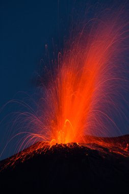 Vulkanausbruch große Eruption am Stromboli