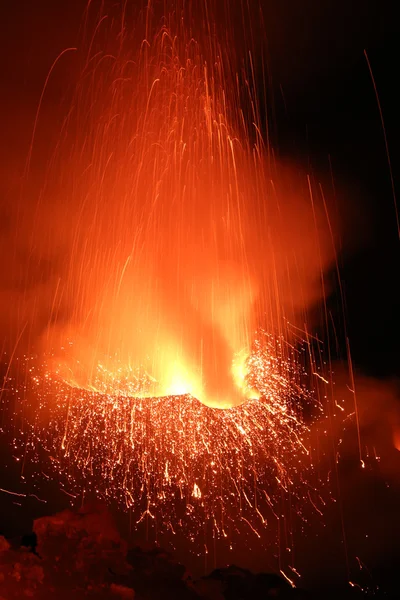 Vulcão Strombolian erupção Stromboli erupção — Fotografia de Stock