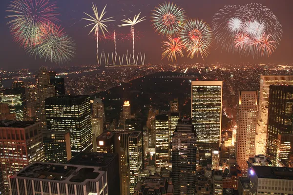 Fuego sobre la ciudad — Foto de Stock