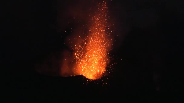 Vulcão Erupção Vulcão Stromboli Erupting — Vídeo de Stock