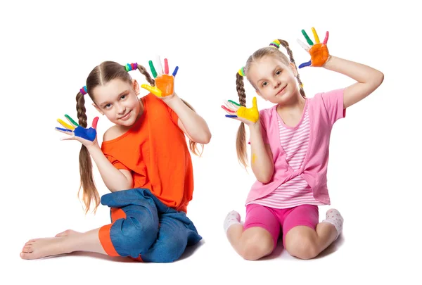 Πορτρέτο του ένα χαριτωμένο κορίτσια να παίζουν με τα χρώματα — Φωτογραφία Αρχείου