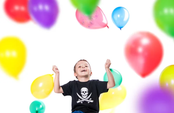Pojke med färgglada ballonger — Stockfoto