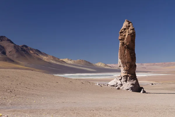 Formacja skalna w pustyni — Zdjęcie stockowe