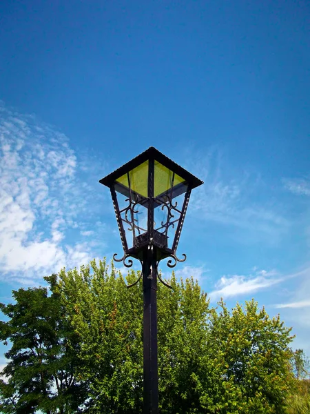 Lanterna Ferro Forjado Parque — Fotografia de Stock