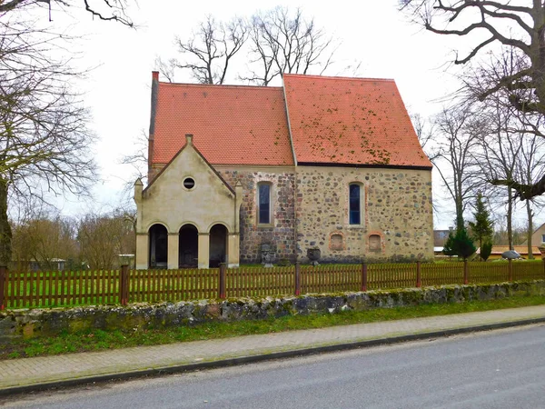 Vroeg Gotische Kerkgebouw Uit 13E Eeuw — Stockfoto