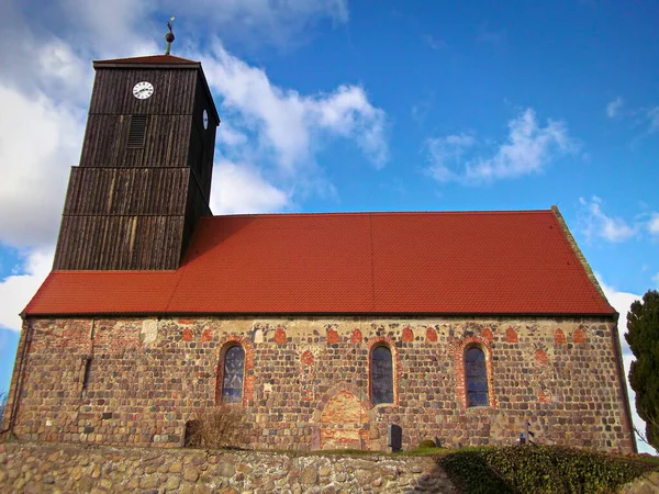 Evangelische Dorfkirche Der Uckermark — Stockfoto