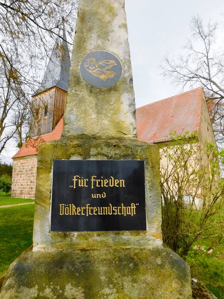 Memorial Front Michaelskirche Inscription Peace Friendship Peoples — Stock fotografie