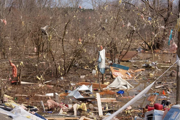 Tornado aftermath in Lapeer, MI. — Stock Photo, Image