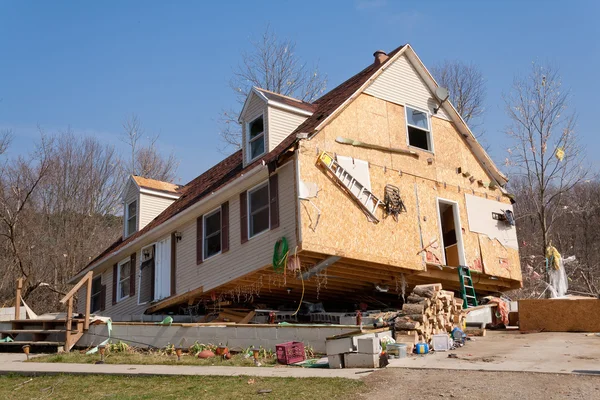 Tornado aftermath in Lapeer, MI. — Stock Photo, Image