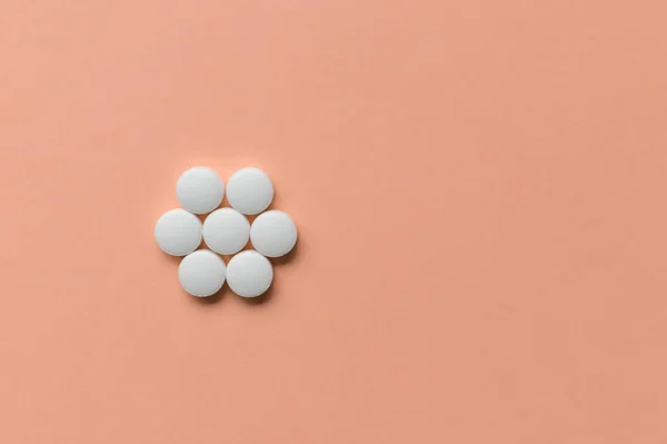 Pills Pink Background Supplement Medicine Concept Closeup Copy Space — Stock Photo, Image
