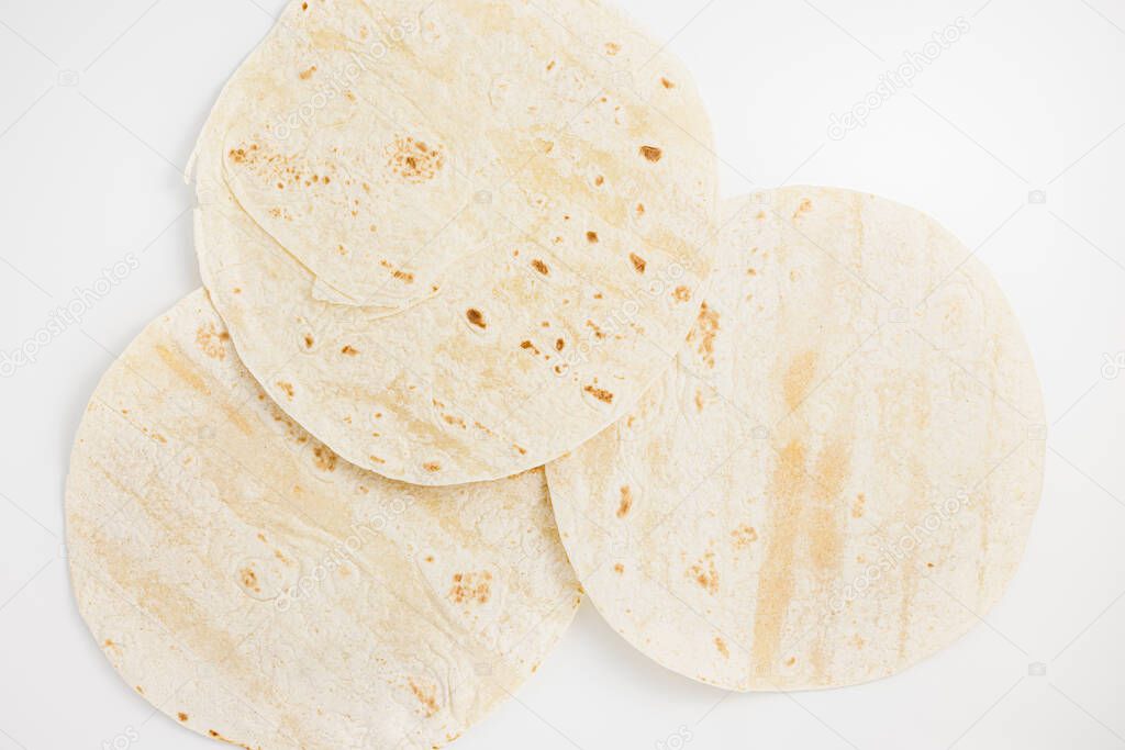 Envolturas de tortilla de trigo llano. Pan plano sin levadura circular
