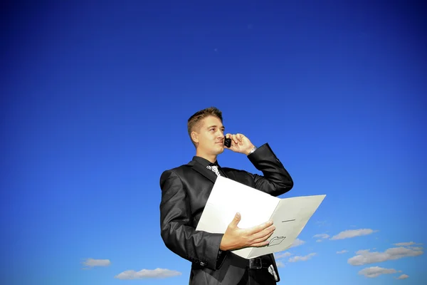 Talking on the phone — Stock Photo, Image