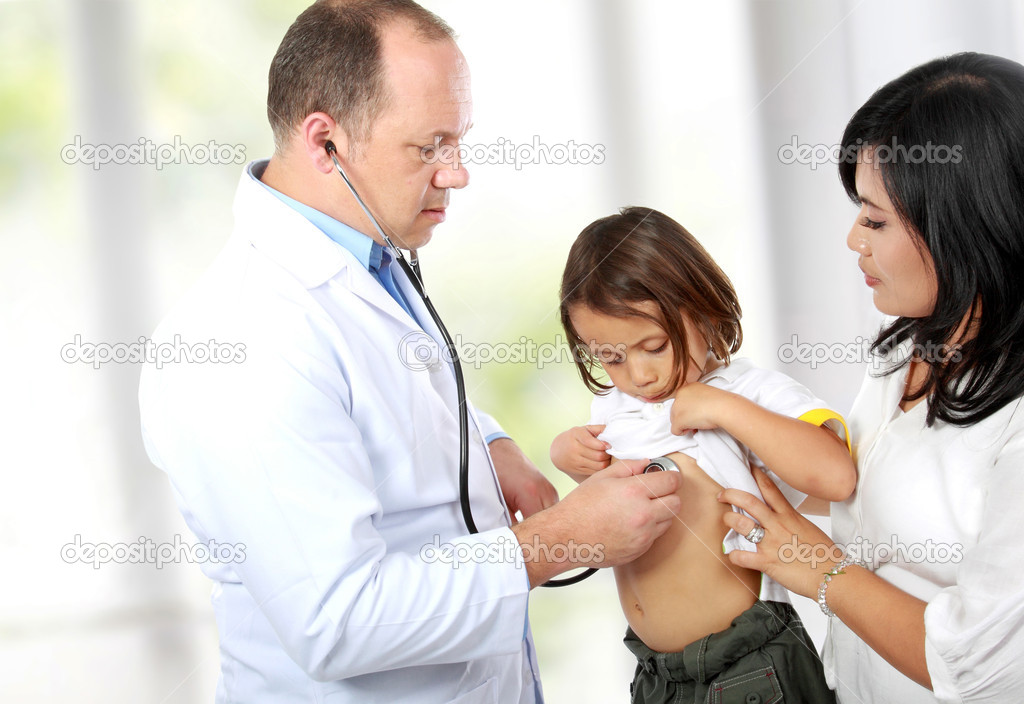 Doctor Diagnose Kid Patient Stock Photo By odua 12578391 doctor-showing-diagnoses-stock-illustration-by-royalty-124824554