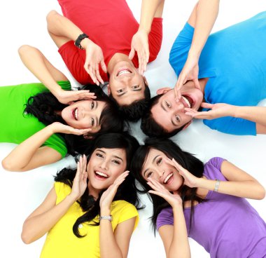 mutlu grup gülümseyen arkadaş