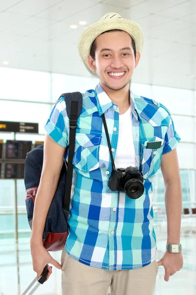 Turista no aeroporto — Fotografia de Stock