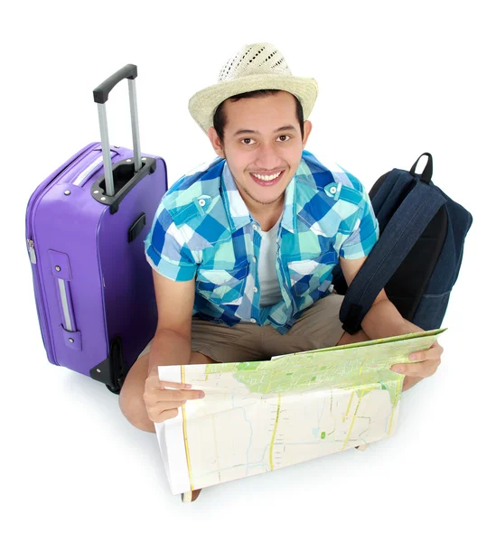 Traveler using map — Stock Photo, Image