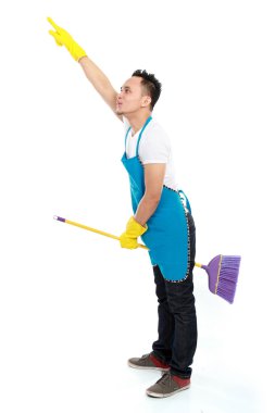 erkek temizlik hizmeti eğlenceli