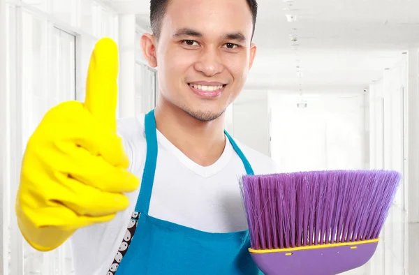 Serviço de limpeza no escritório — Fotografia de Stock